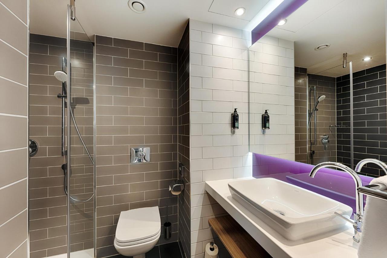 Premier Inn Frankfurt Westend Frankfurt am Main ภายนอก รูปภาพ