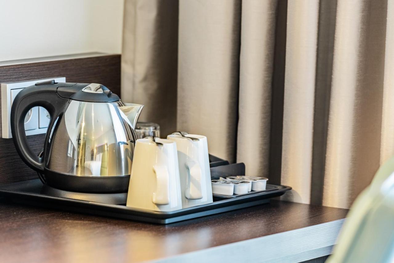 Premier Inn Frankfurt Westend Frankfurt am Main ภายนอก รูปภาพ